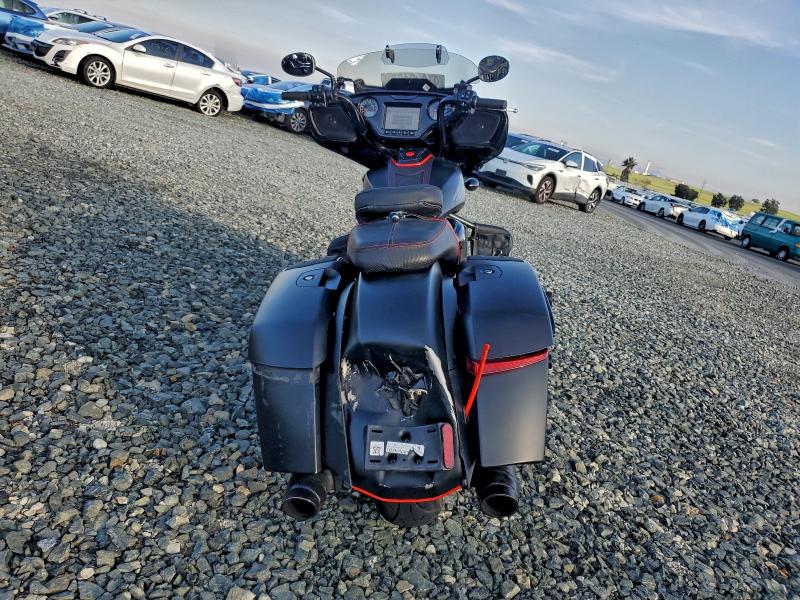 2025 INDIAN MOTORCYCLE CO. CHIEFTAIN POWERPLUS DARK HORSE  