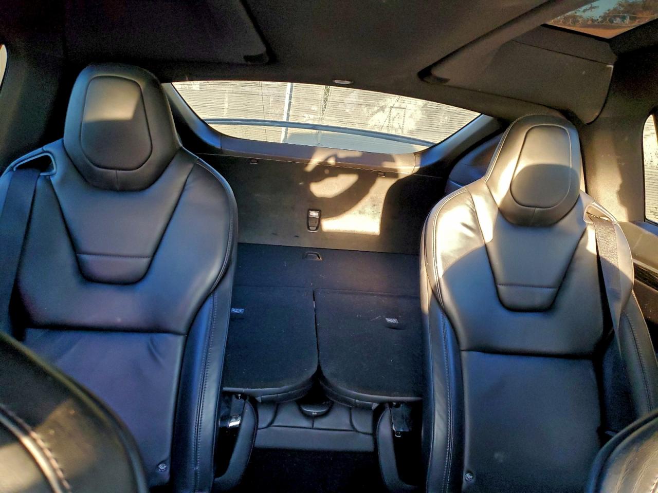 2016 Tesla Model X VIN: 5YJXCBE22GF014151 Lot: 94304505