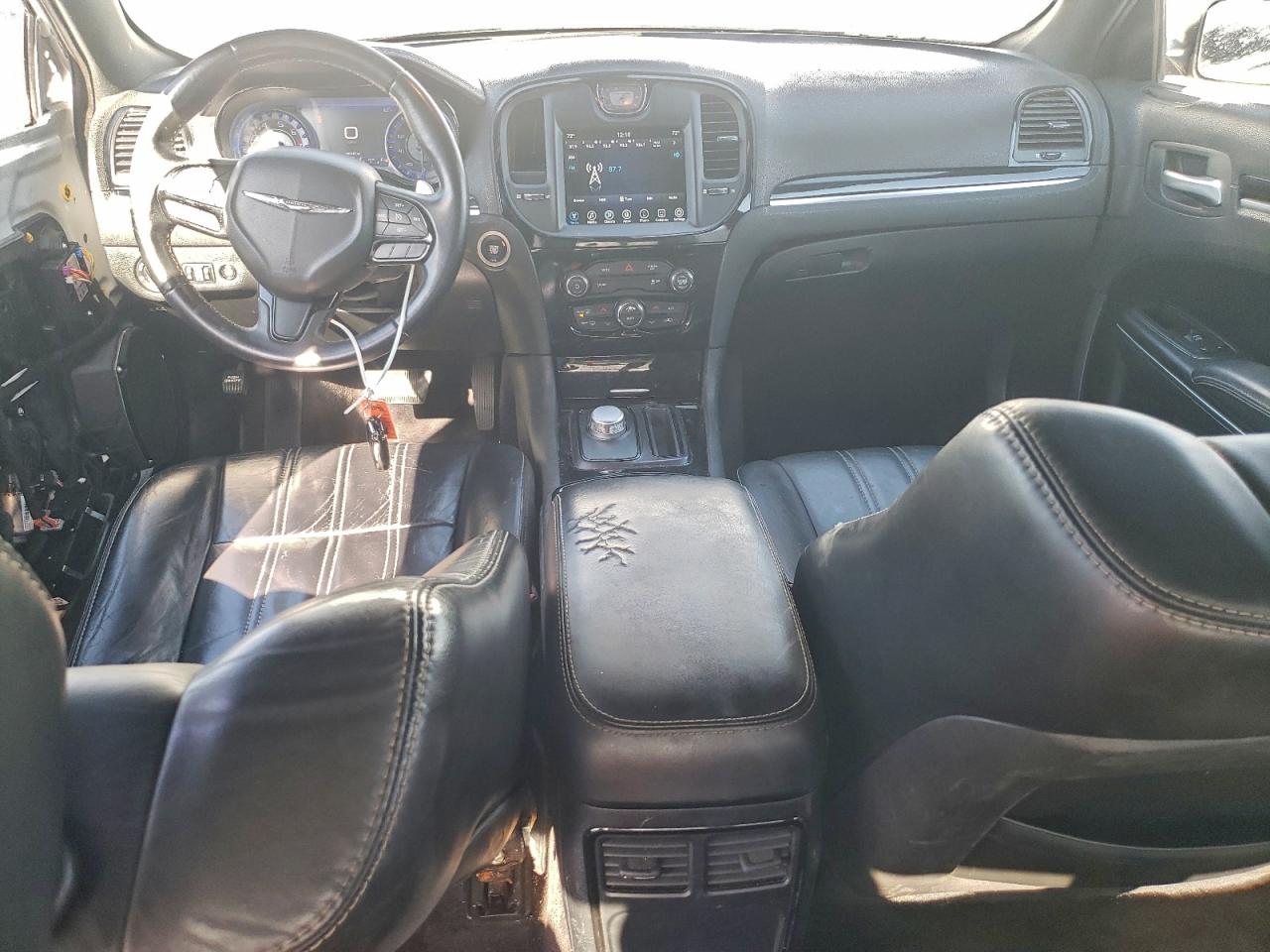 2017 Chrysler 300 S VIN: 2C3CCABGXHH552086 Lot: 94802765