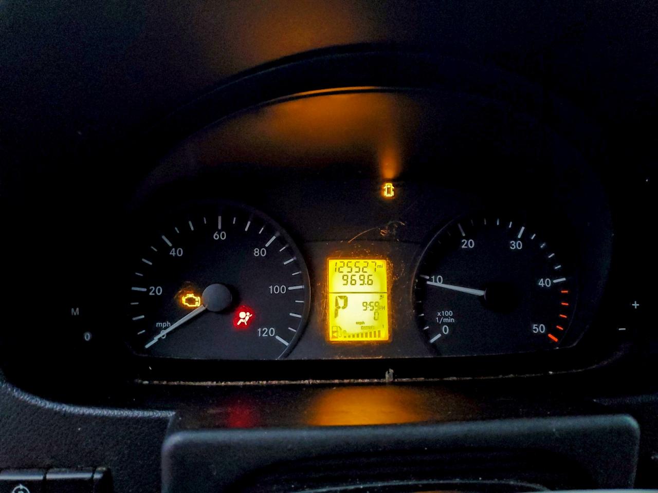 2015 Mercedes Benz Sprinter Box Truck VIN: WDAPF3CC0F9603283 Lot: 94762375