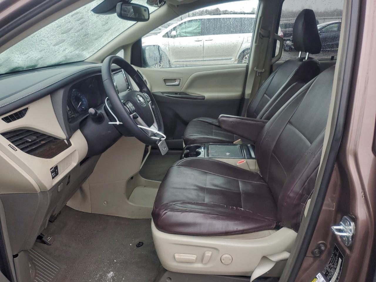 2019 Toyota Sienna Xle VIN: 5TDYZ3DC3KS984629 Lot: 95870935