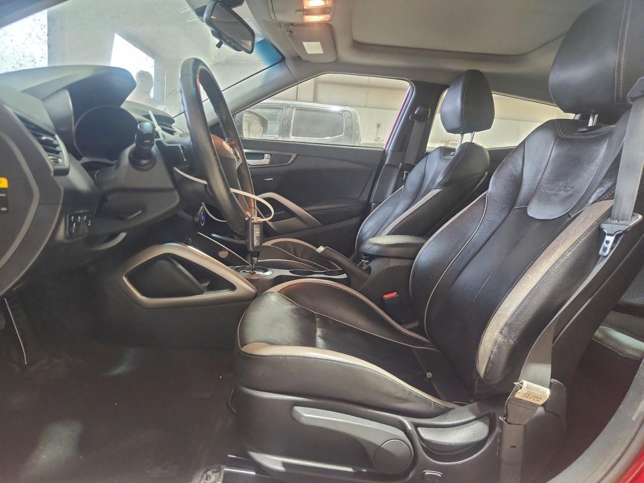 2013 Hyundai Veloster Turbo VIN: KMHTC6AE0DU111594 Lot: 96413775