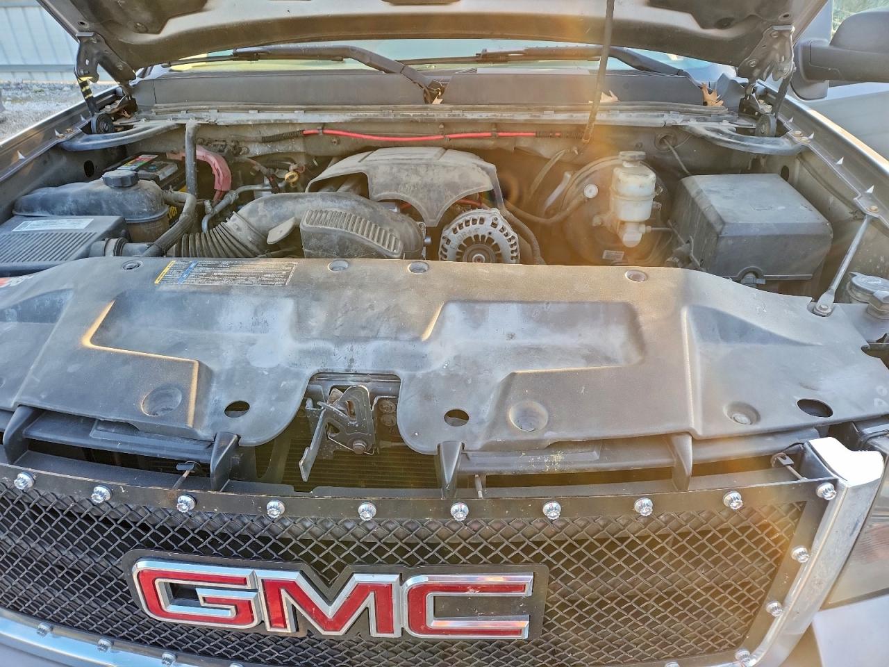 2008 GMC Sierra C1500 VIN: 3GTEC13C58G229063 Lot: 95949385