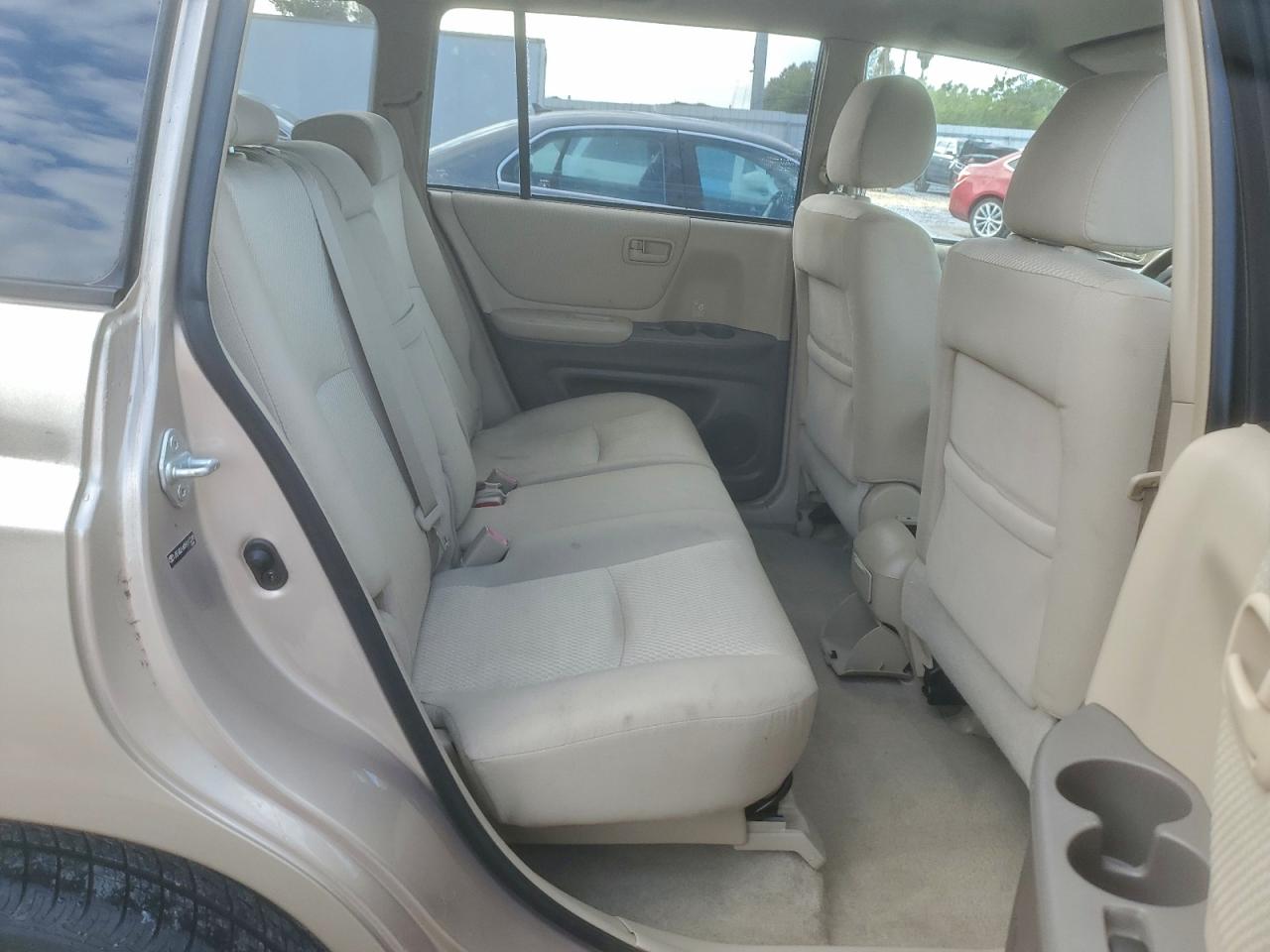 2005 Toyota Highlander VIN: JTEGD21A850113249 Lot: 94636475