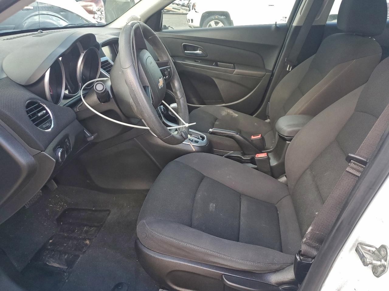 2016 Chevrolet Cruze Limited Lt VIN: 1G1PE5SB4G7230002 Lot: 95786025