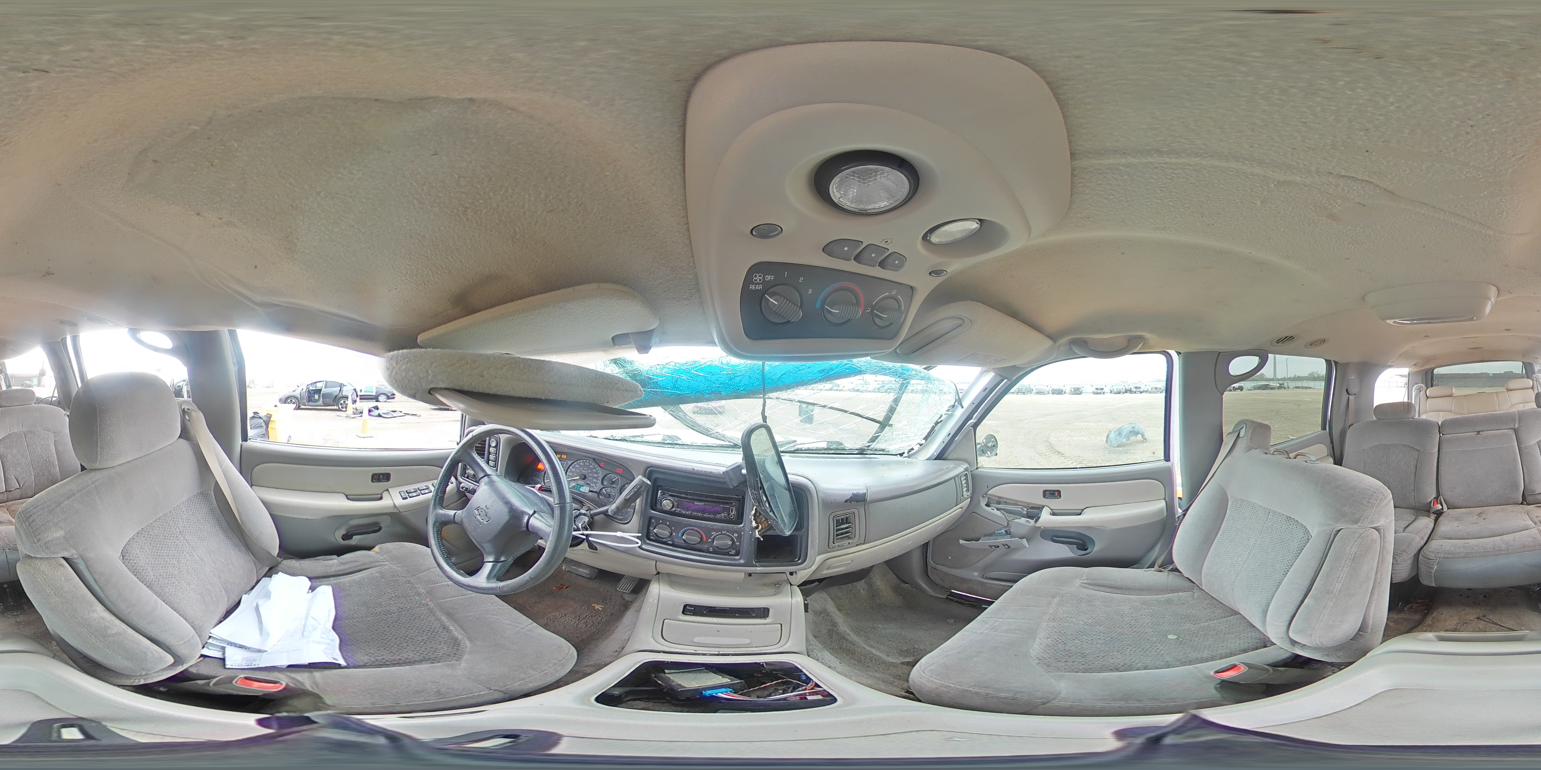 2000 Chevrolet Suburban K1500 VIN: 3GNFK16TXYG170988 Lot: 95577175