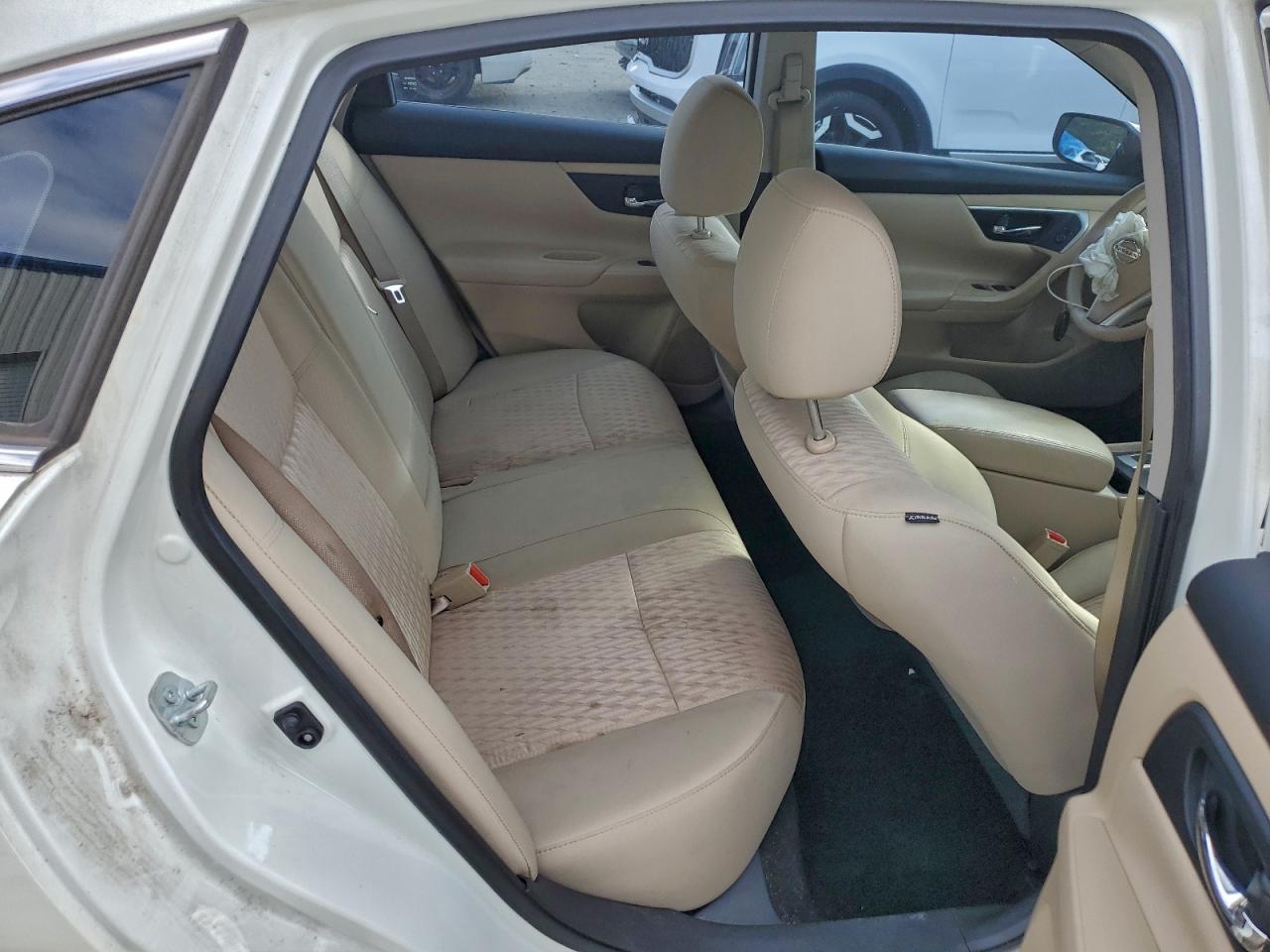 2016 Nissan Altima 2.5 VIN: 1N4AL3AP7GC261018 Lot: 96357875