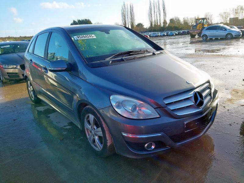 2009 MERCEDES-BENZ B CLASS B180 CDI SE 5DR CVT AUTO