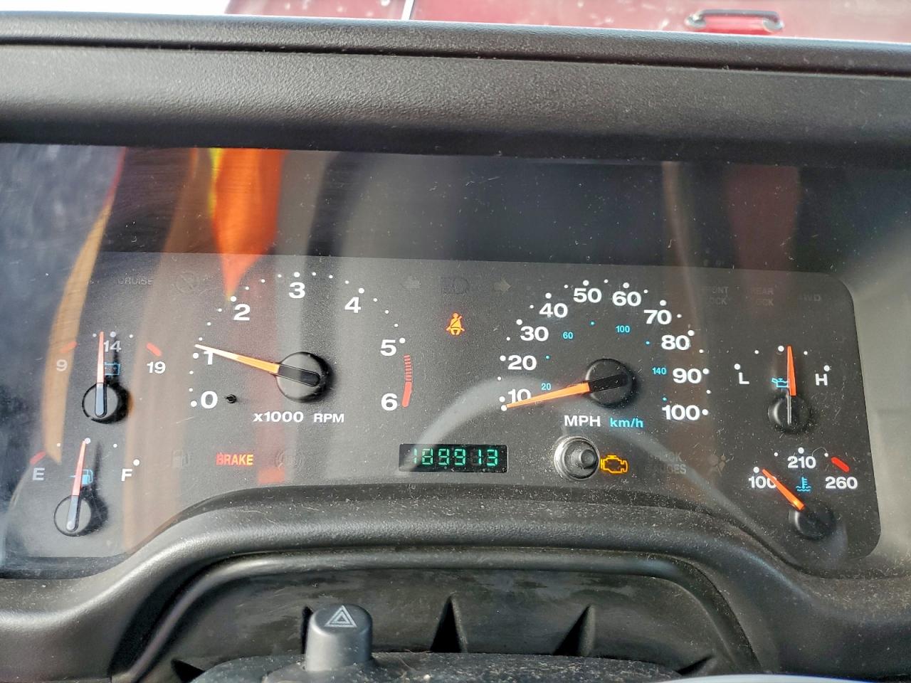 2005 Jeep Wrangler X VIN: 1J4FA39SX5P363878 Lot: 96415895