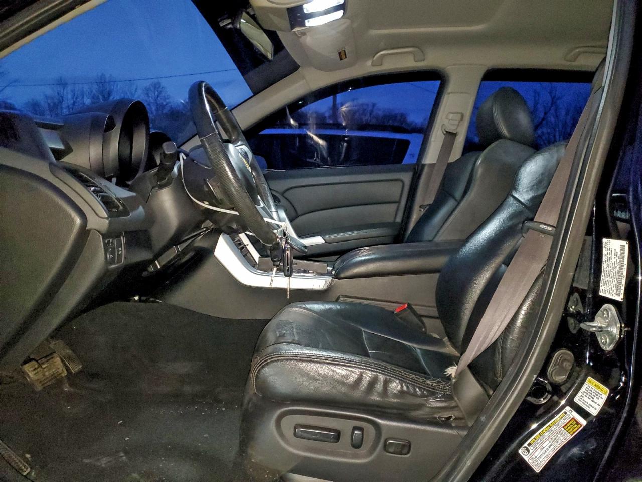 Фото: 5J8TB185X8A006828