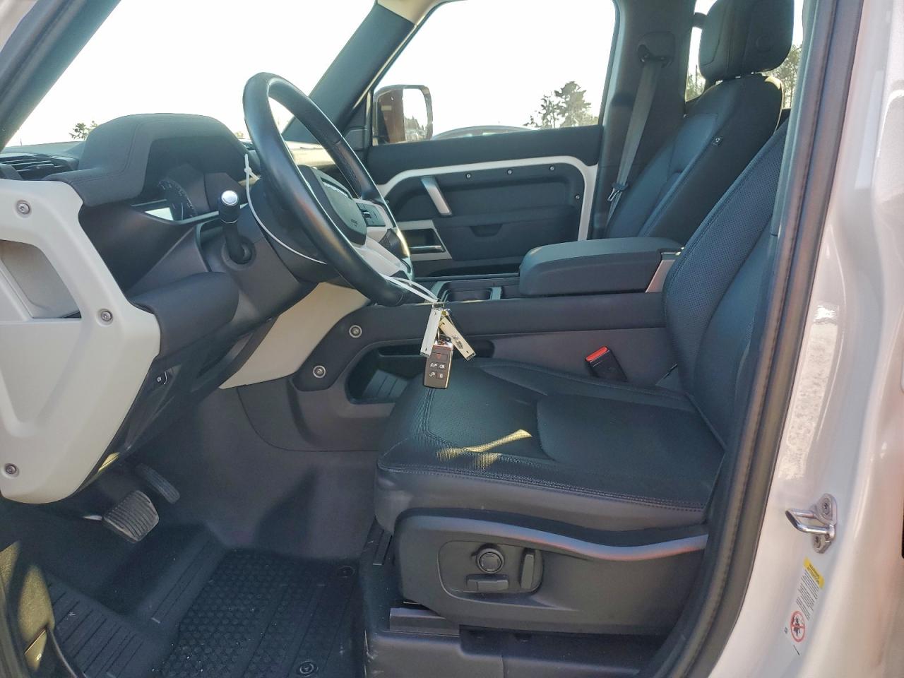 2023 Land Rover Defender 110 X-Dynamic Se VIN: SALE2EEU5P2111241 Lot: 95006855