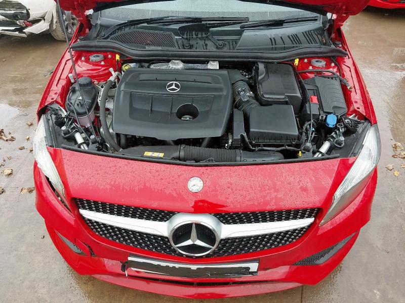 2017 MERCEDES-BENZ A CLASS A180D AMG LINE EXECUTIVE 5DR