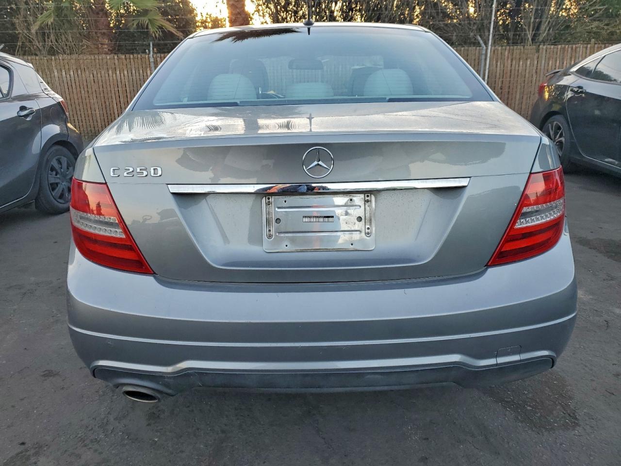 2013 Mercedes-Benz C 250 VIN: WDDGF4HB5DA795207 Lot: 94513955