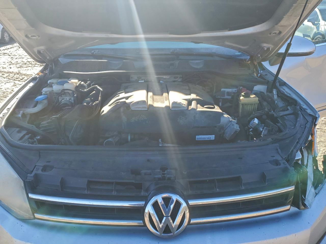 2012 Volkswagen Touareg V6 Tdi VIN: WVGEK9BP7CD006935 Lot: 94771745