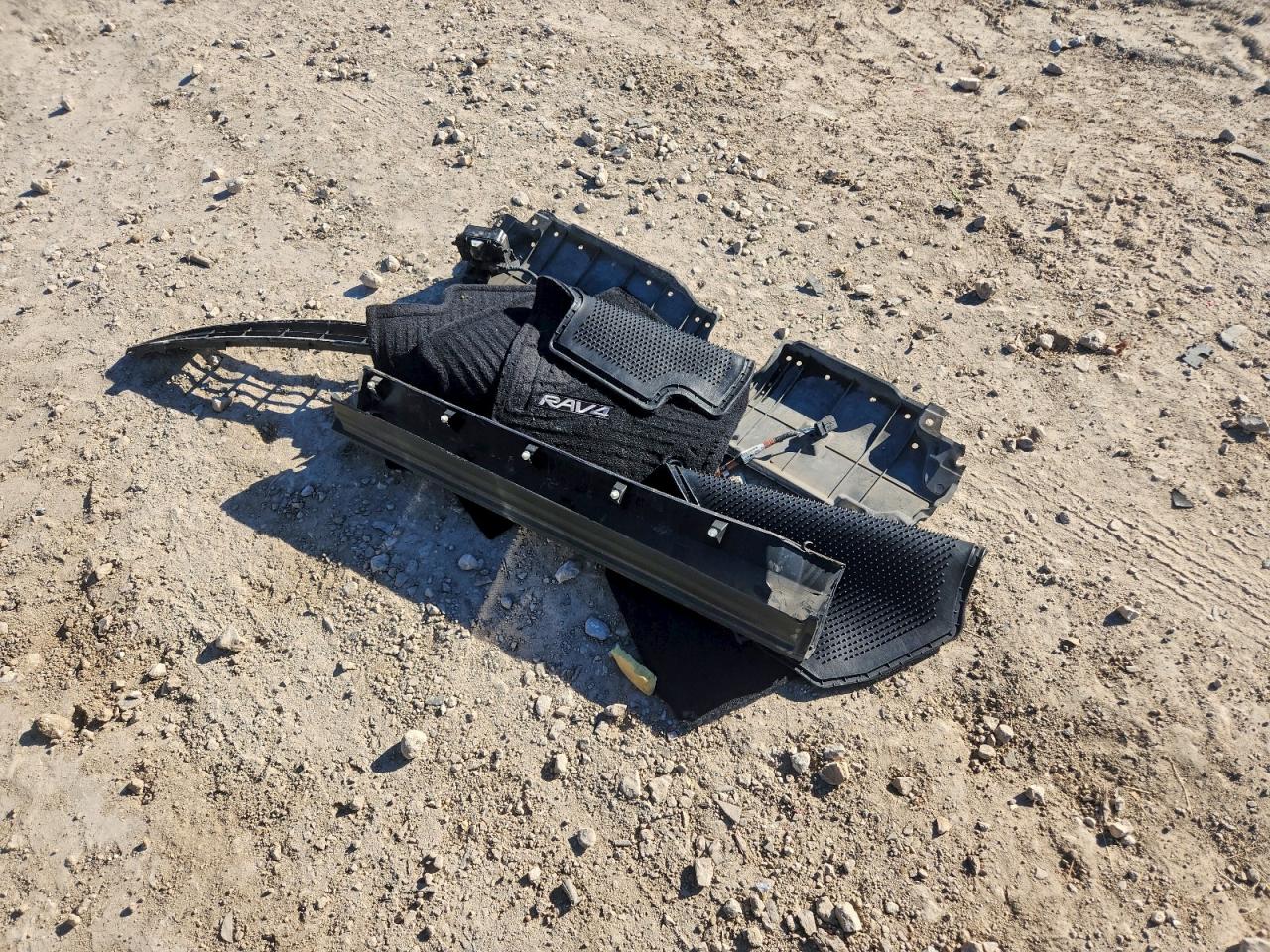 2018 Toyota Rav4 Le VIN: 2T3ZFREV5JW489264 Lot: 96185585