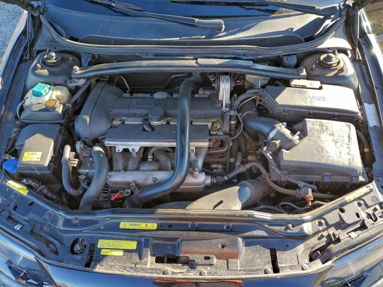 2004 Volvo S60 2.5T VIN: YV1RH59H142393940 Lot: 95568565