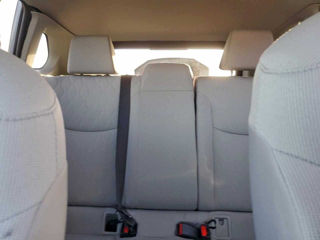 2025 Toyota Corolla Cross Le VIN: 7MUCAABG8SV139907 Lot: 96144375