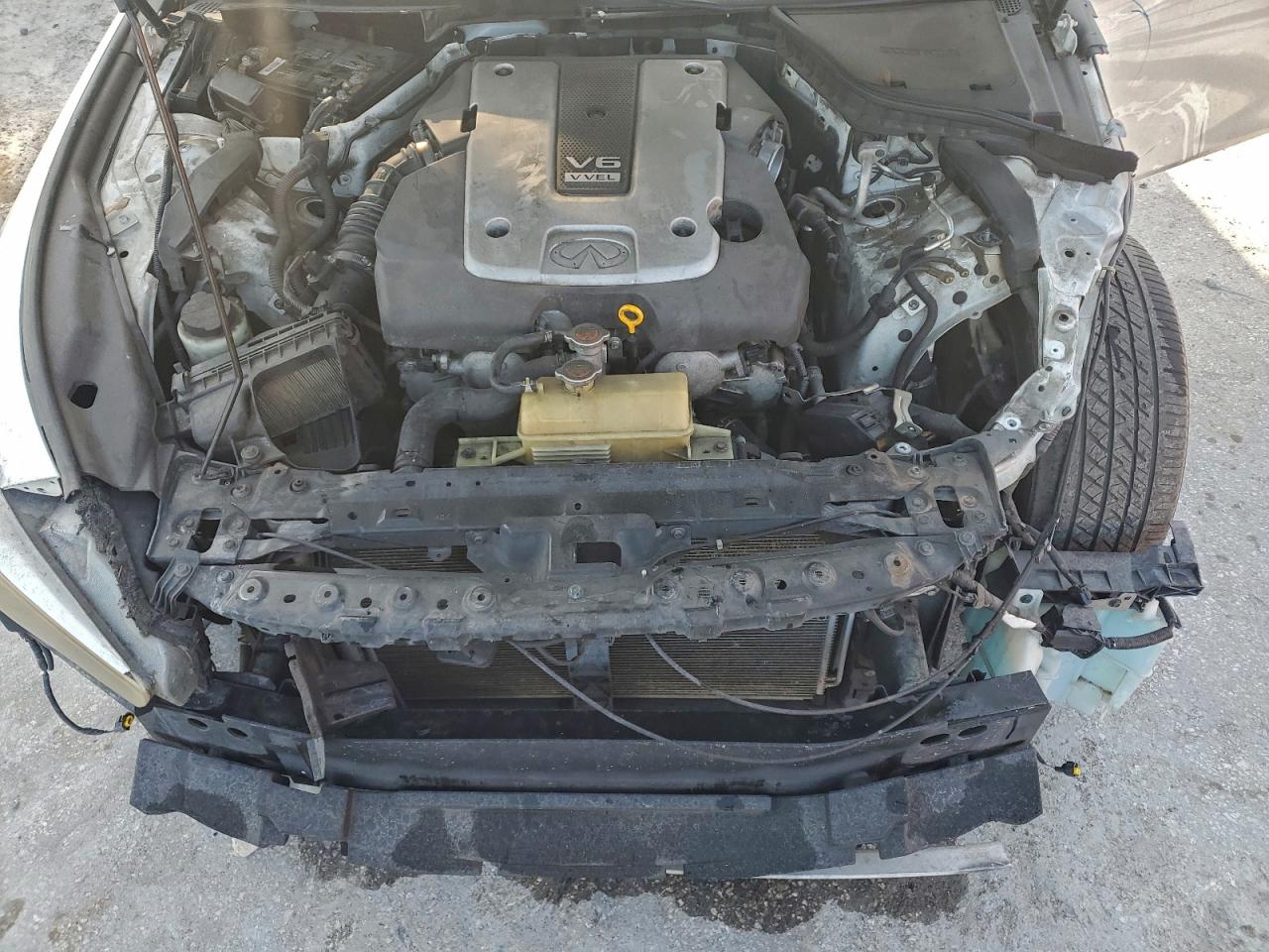 2014 Infiniti Q50 Base VIN: JN1BV7AP0EM681066 Lot: 94933945