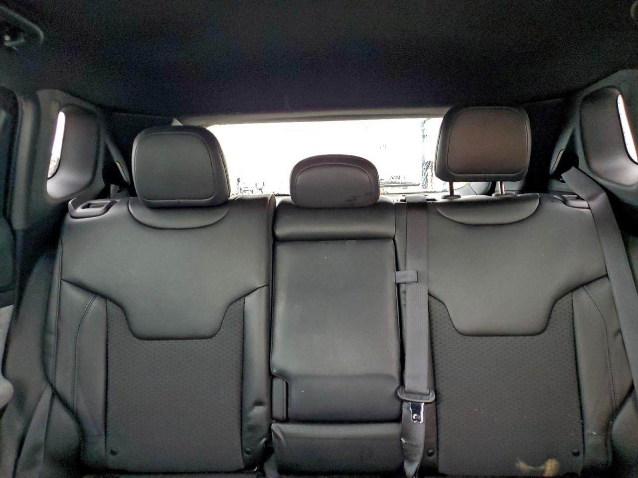 2025 Jeep Compass Latitude VIN: 3C4NJDBN0ST555118 Lot: 93204005