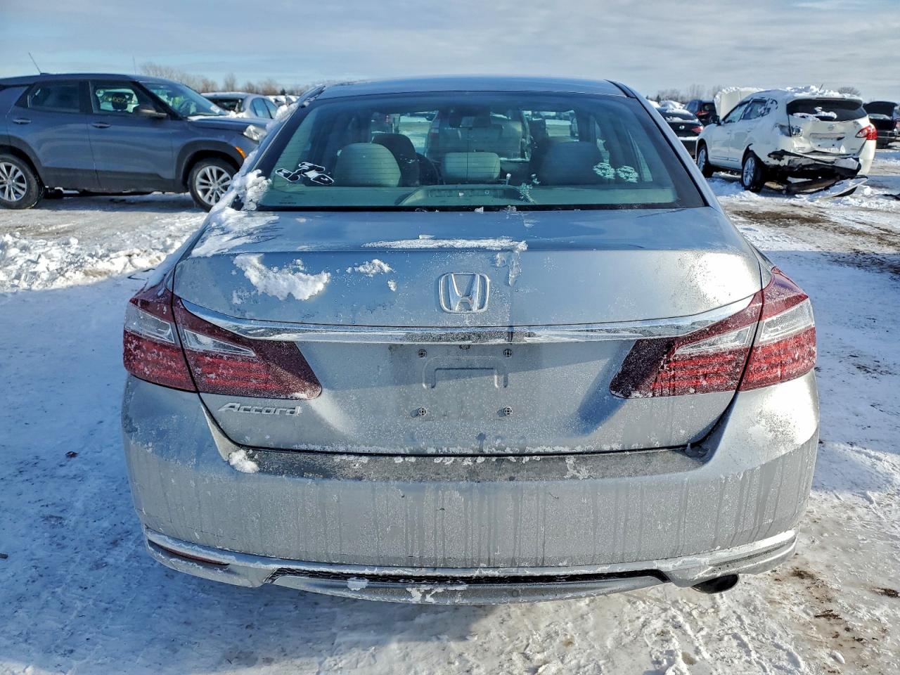 2017 Honda Accord Lx VIN: 1HGCR2F30HA051666 Lot: 95171755