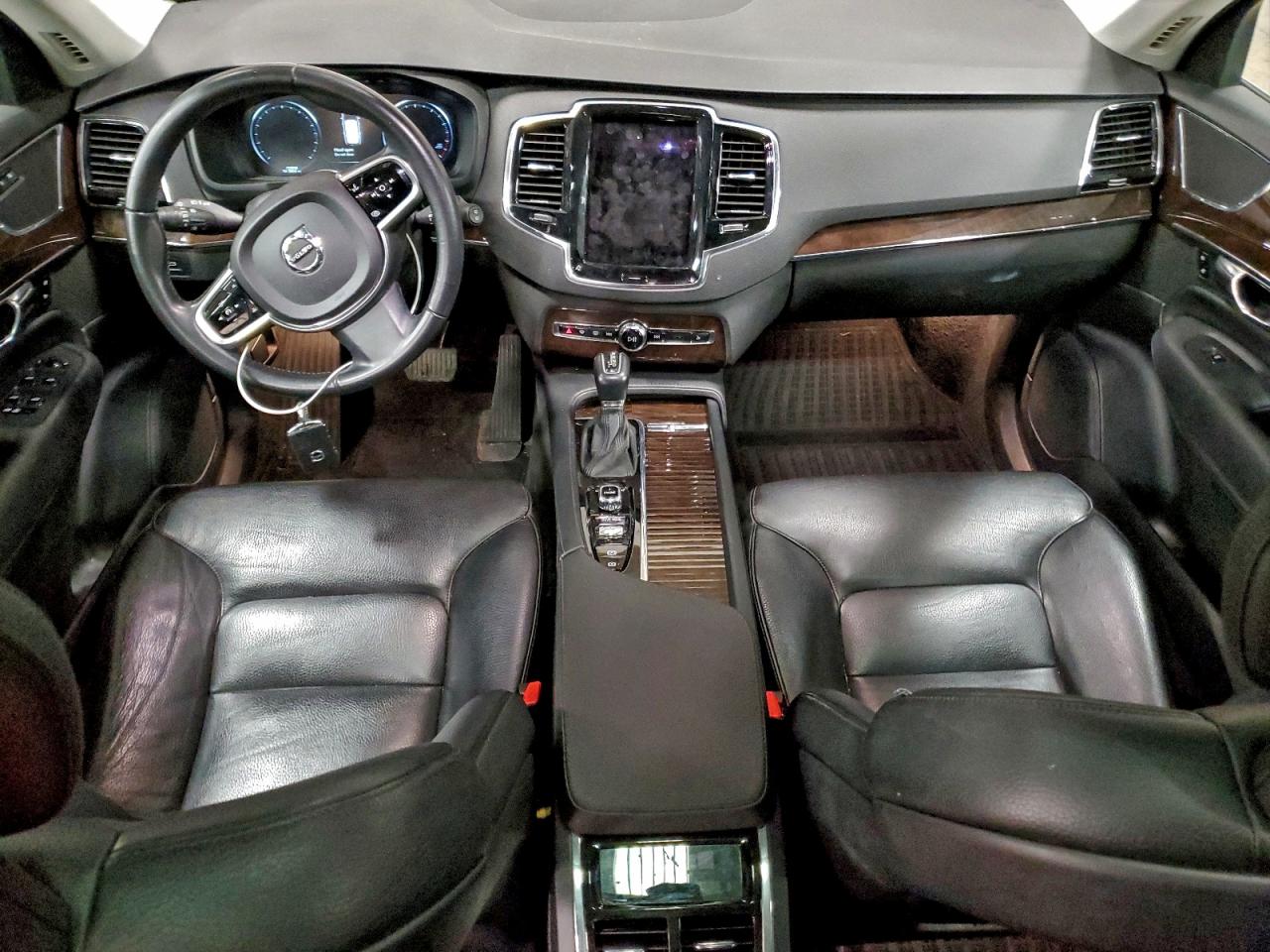 2016 Volvo Xc90 T6 VIN: YV4A22PKXG1023613 Lot: 96206875