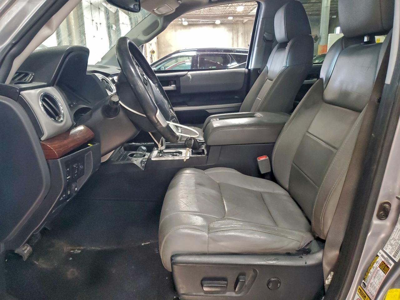 2016 Toyota Tundra Crewmax Limited VIN: 5TFHW5F17GX552059 Lot: 94926915