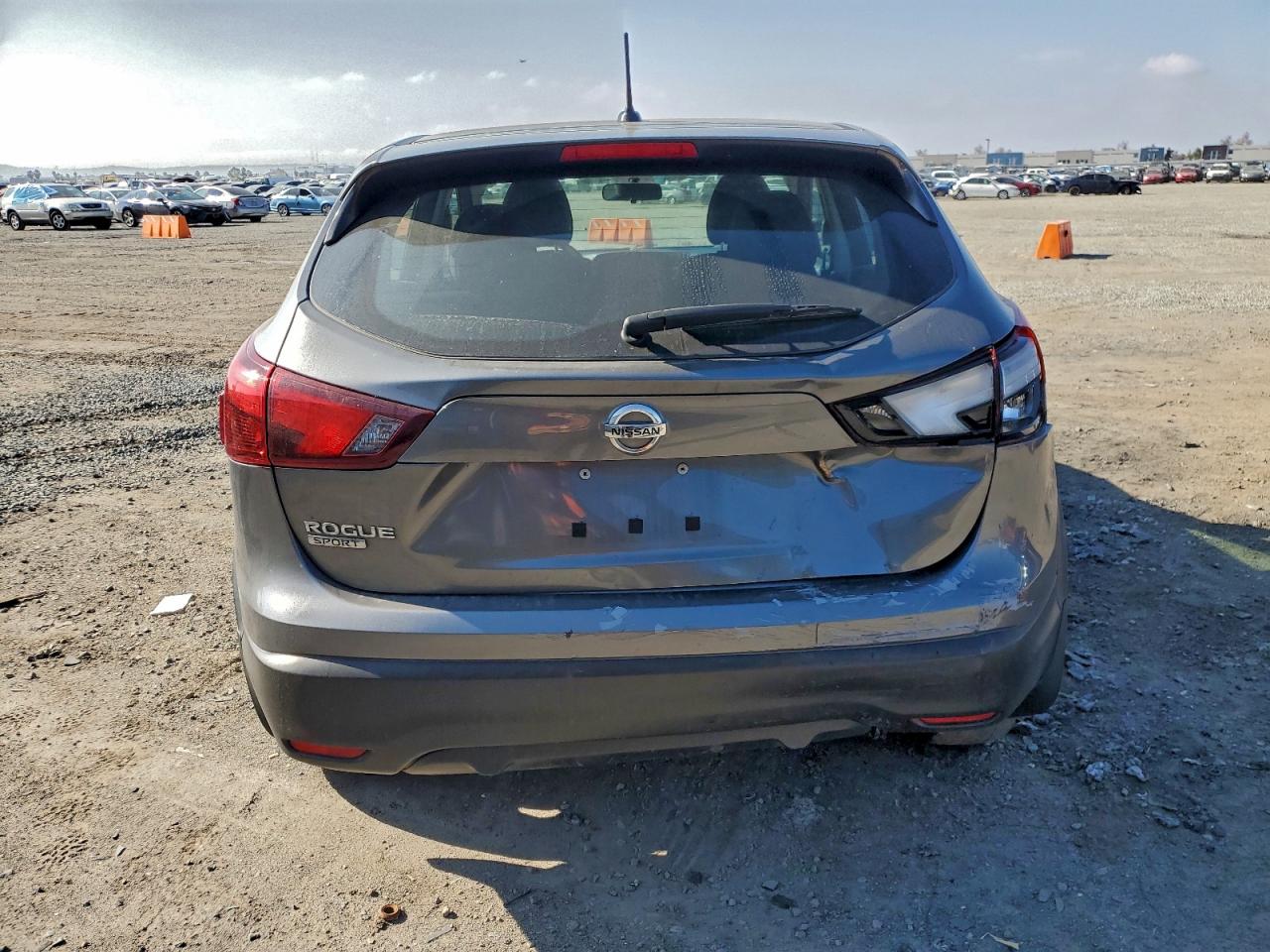 2018 Nissan Rogue Sport S VIN: JN1BJ1CP1JW188873 Lot: 94957275