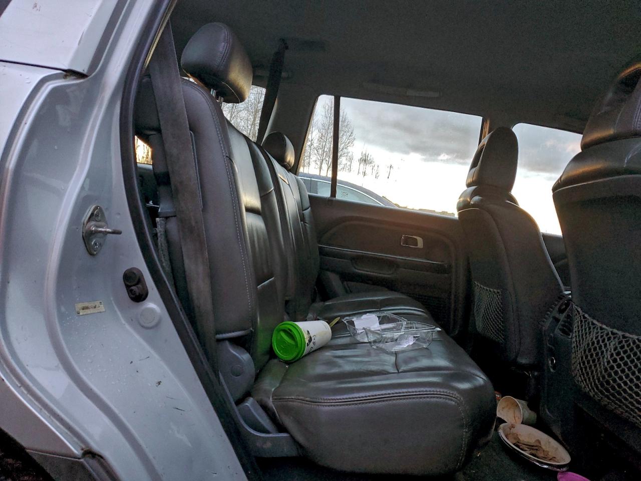 2003 Honda Pilot Lx VIN: 2HKYF18123H592108 Lot: 95321365