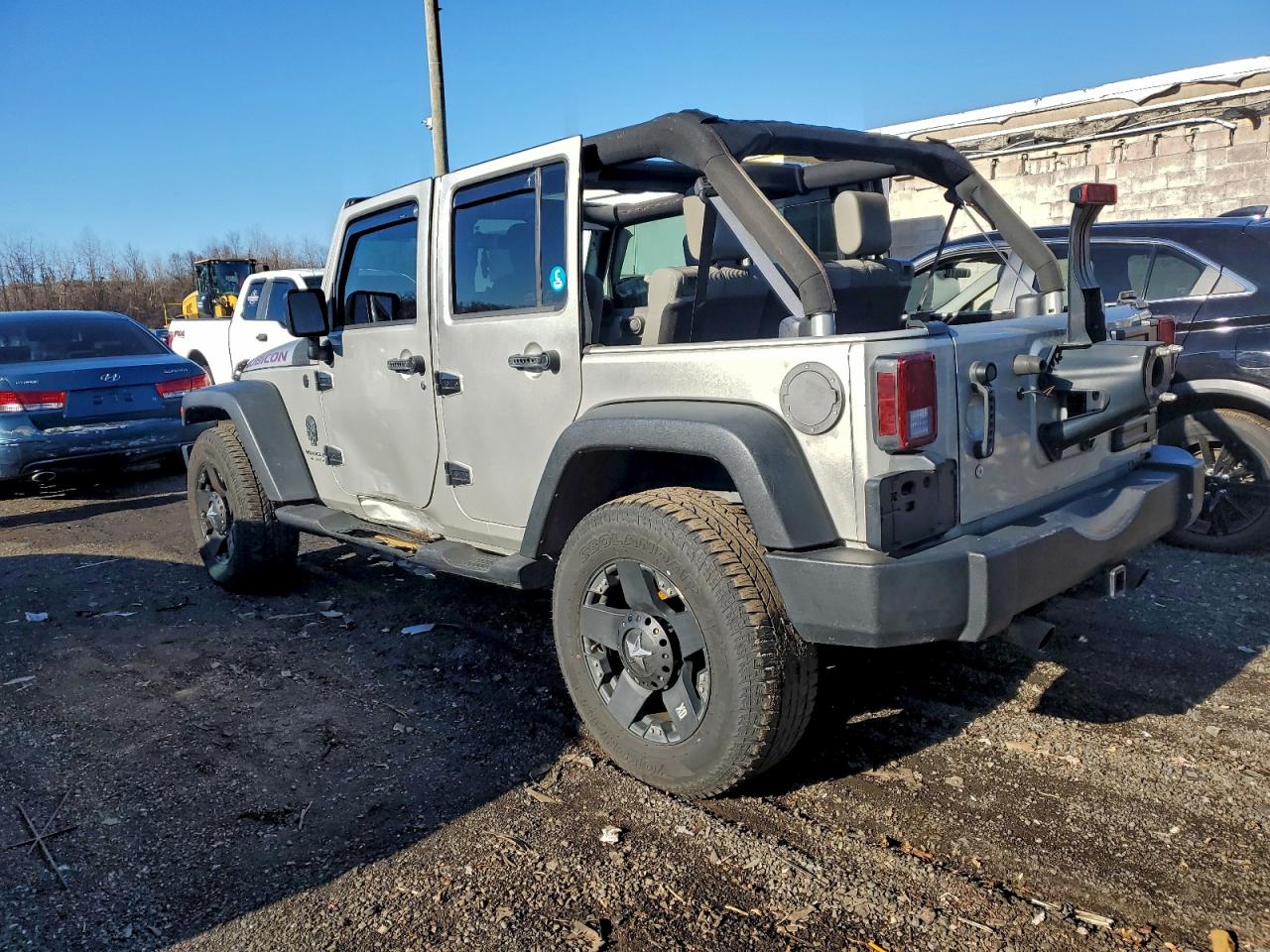 2007 Jeep Wrangler Rubicon VIN: 1J4GA69197L145227 Lot: 97555135