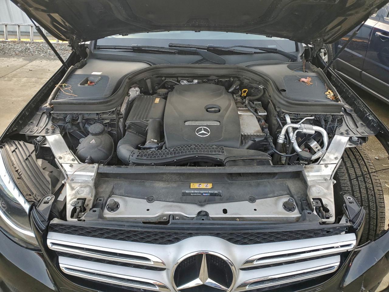 Фото: WDC0G4KB9GF057817