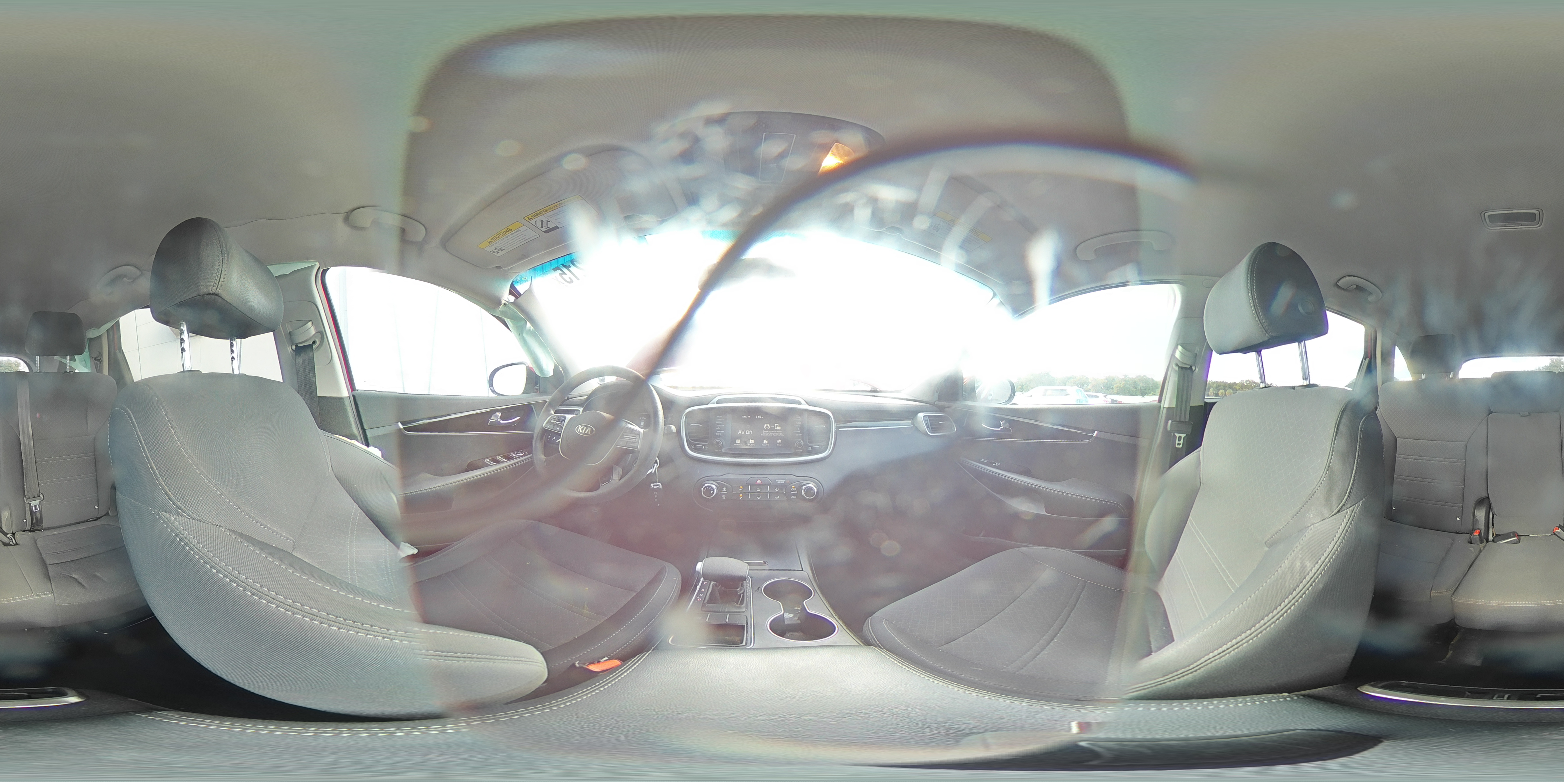 2020 Kia Sorento L VIN: 5XYPG4A37LG701692 Lot: 96260215