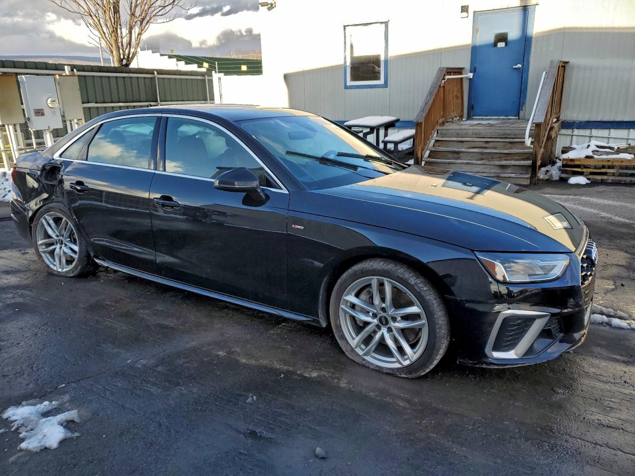 2022 Audi A4 Premium 45 VIN: WAUDAAF49NN002268 Lot: 94431085