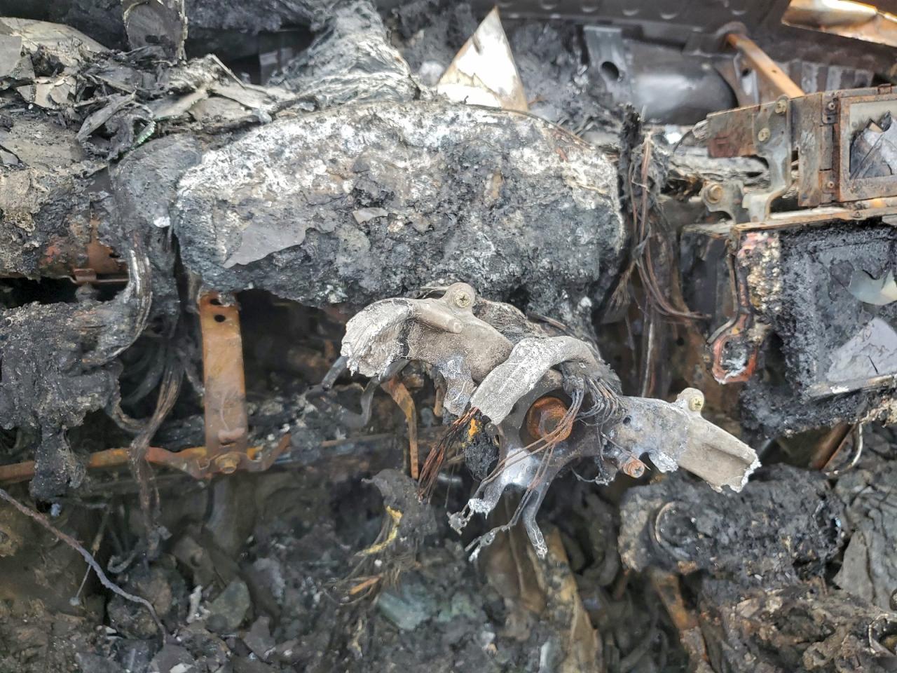 2010 Toyota Highlander Hybrid Limited VIN: JTEJW3EHXA2047055 Lot: 94366315