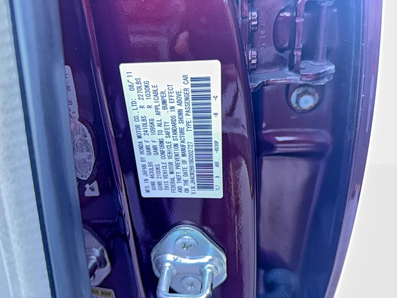 Фото: JH4CW2H61BC002727