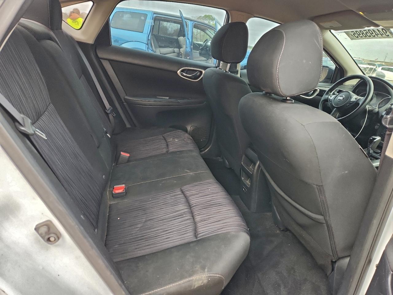 2019 Nissan Sentra S VIN: 3N1AB7AP9KY352640 Lot: 94495895