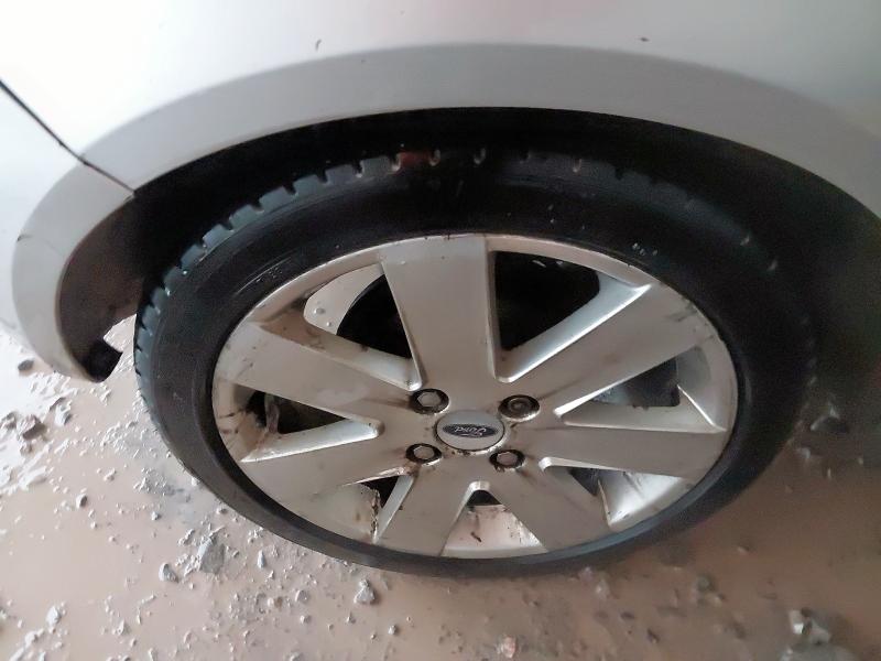 2004 FORD FIESTA 1.4 SILVER 3DR