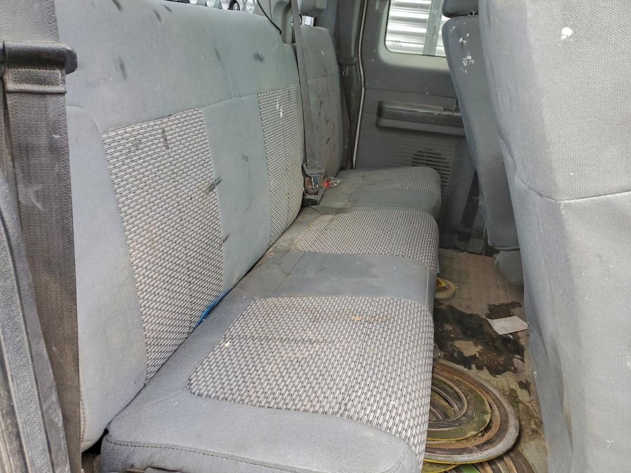 2016 Ford F550 Flatbed Truck VIN: 1FD0X5HT6GEB05982 Lot: 96015235