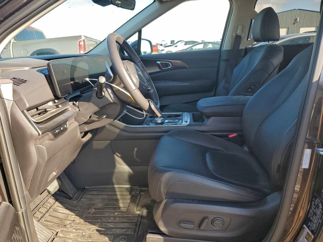 2025 Kia Carnival Sx VIN: KNDNE5KA0S6032103 Lot: 94661885