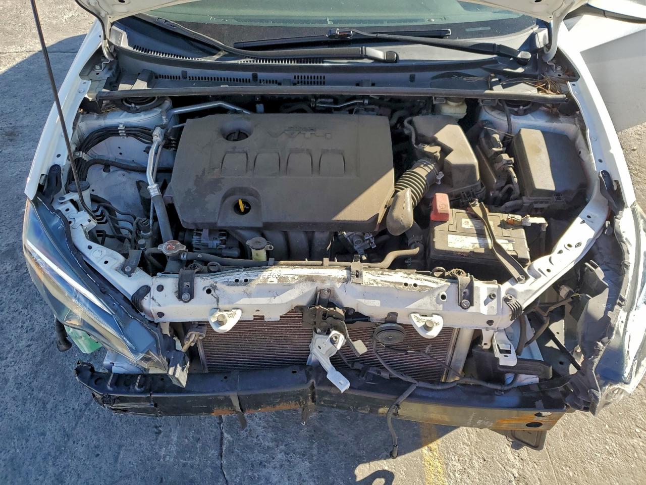 2018 Toyota Corolla L VIN: 2T1BURHE5JC034086 Lot: 94280685