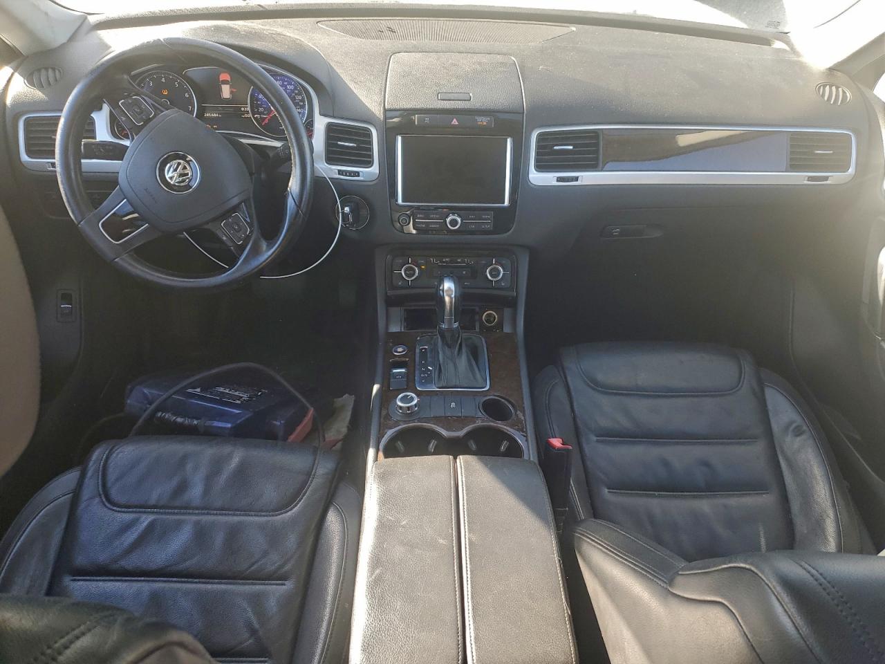 2014 Volkswagen Touareg V6 VIN: WVGEF9BP6ED005671 Lot: 96740885