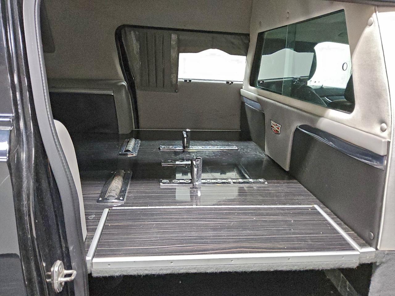 2017 Cadillac Xts Funeral Coach VIN: 2GEXG7U32H9500371 Lot: 95290545