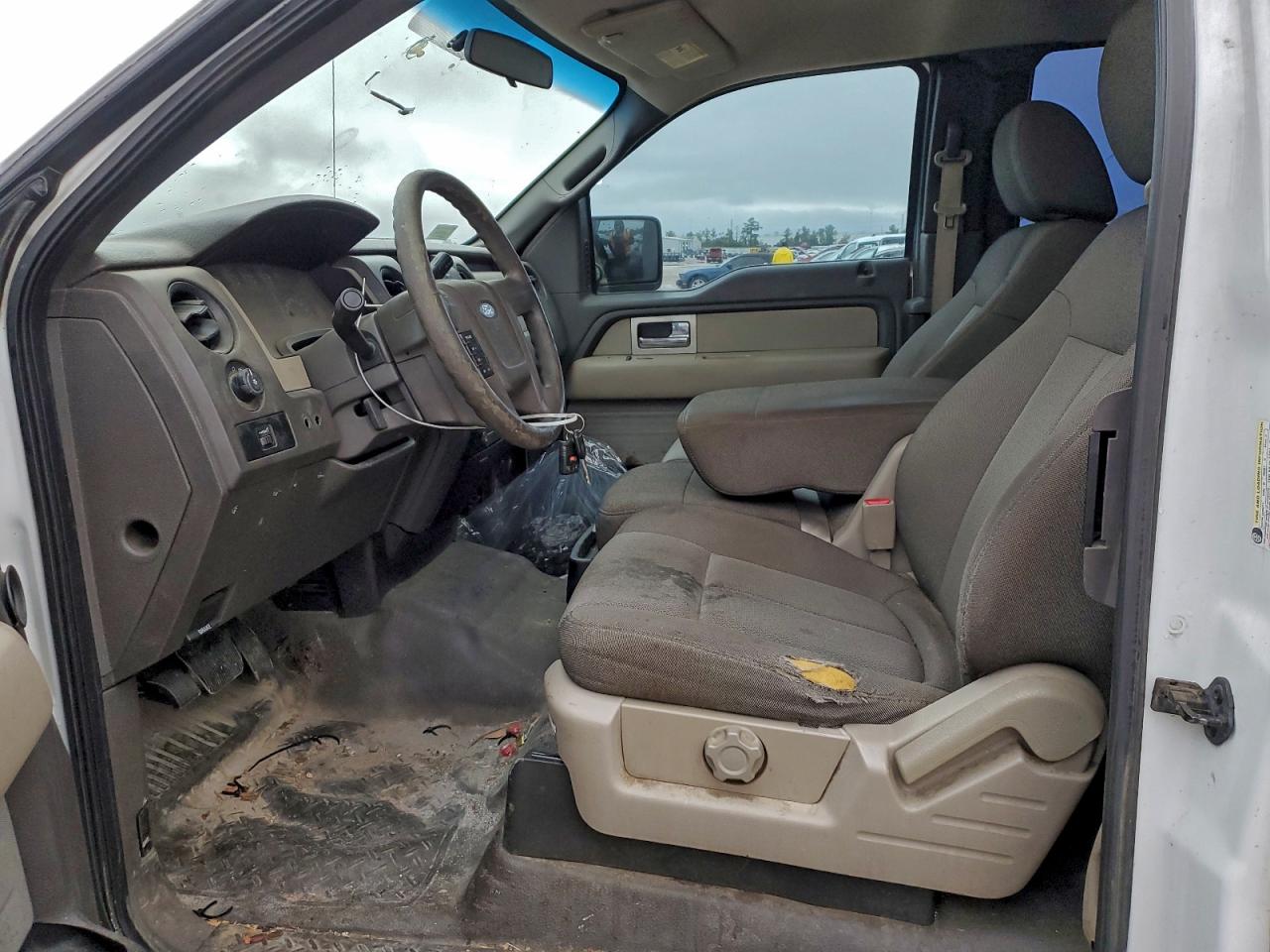 2009 Ford F150 Super Cab VIN: 1FTRX12W79KA17261 Lot: 94222005