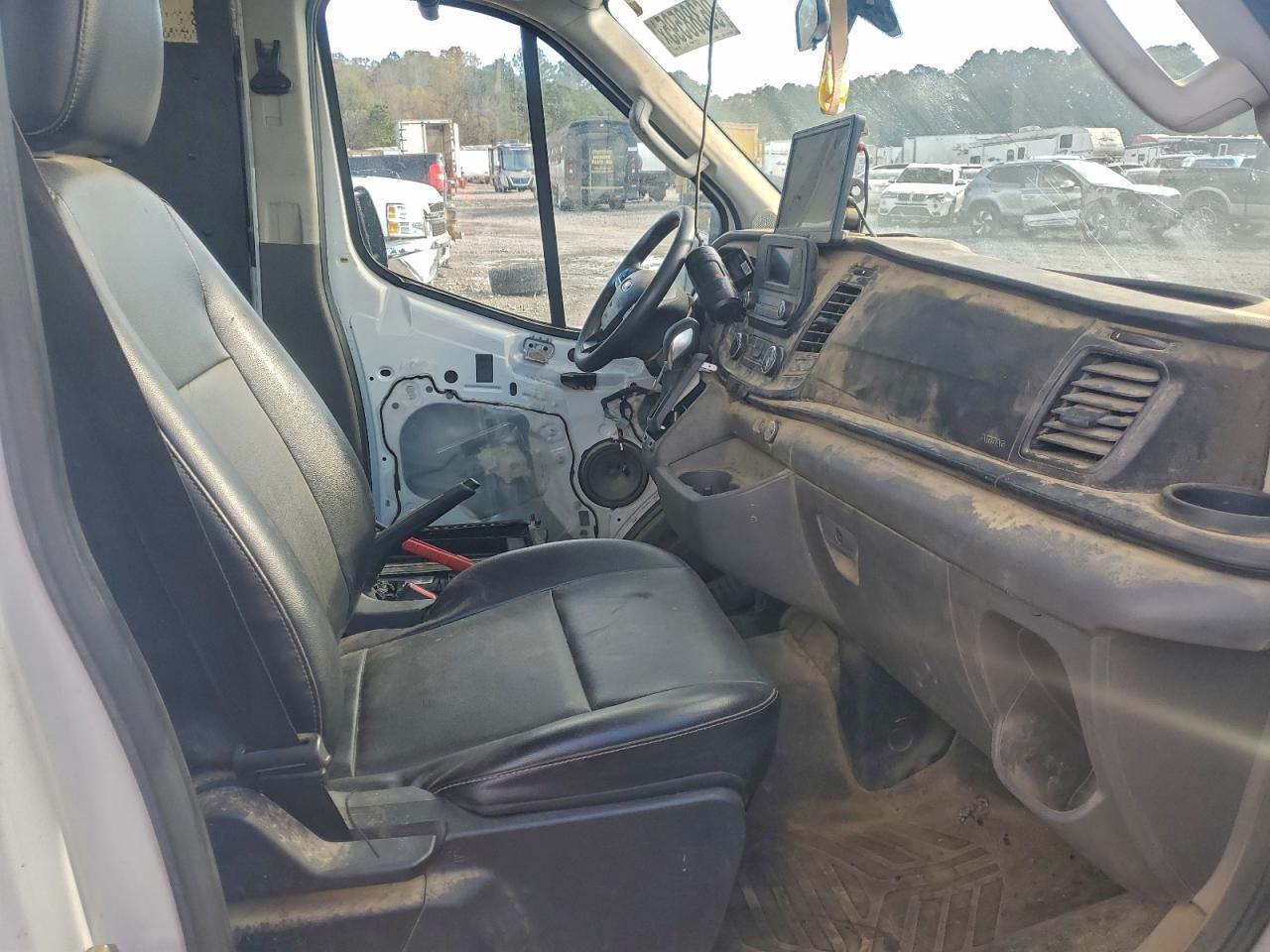 2020 Ford Transit T-250 VIN: 1FTBR1C81LKB16905 Lot: 96388595