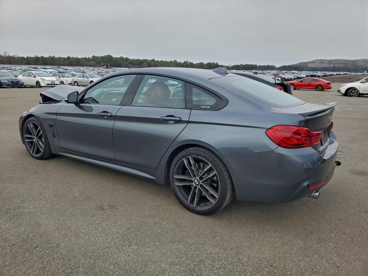 Фото: WBA4J5C51KBM65166