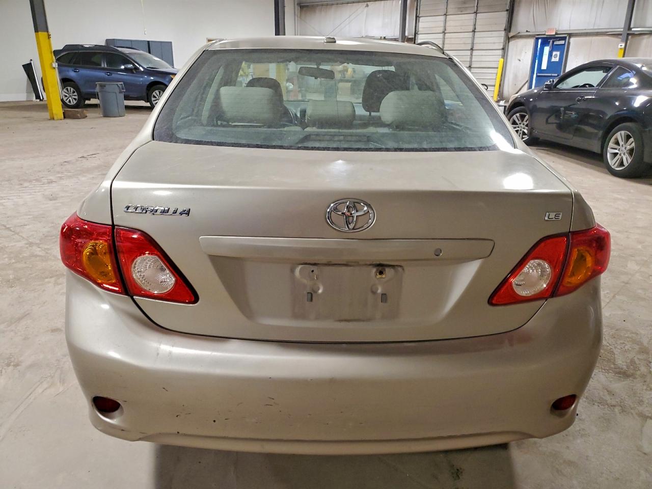 2010 Toyota Corolla Base VIN: 2T1BU4EE5AC275198 Lot: 94953225