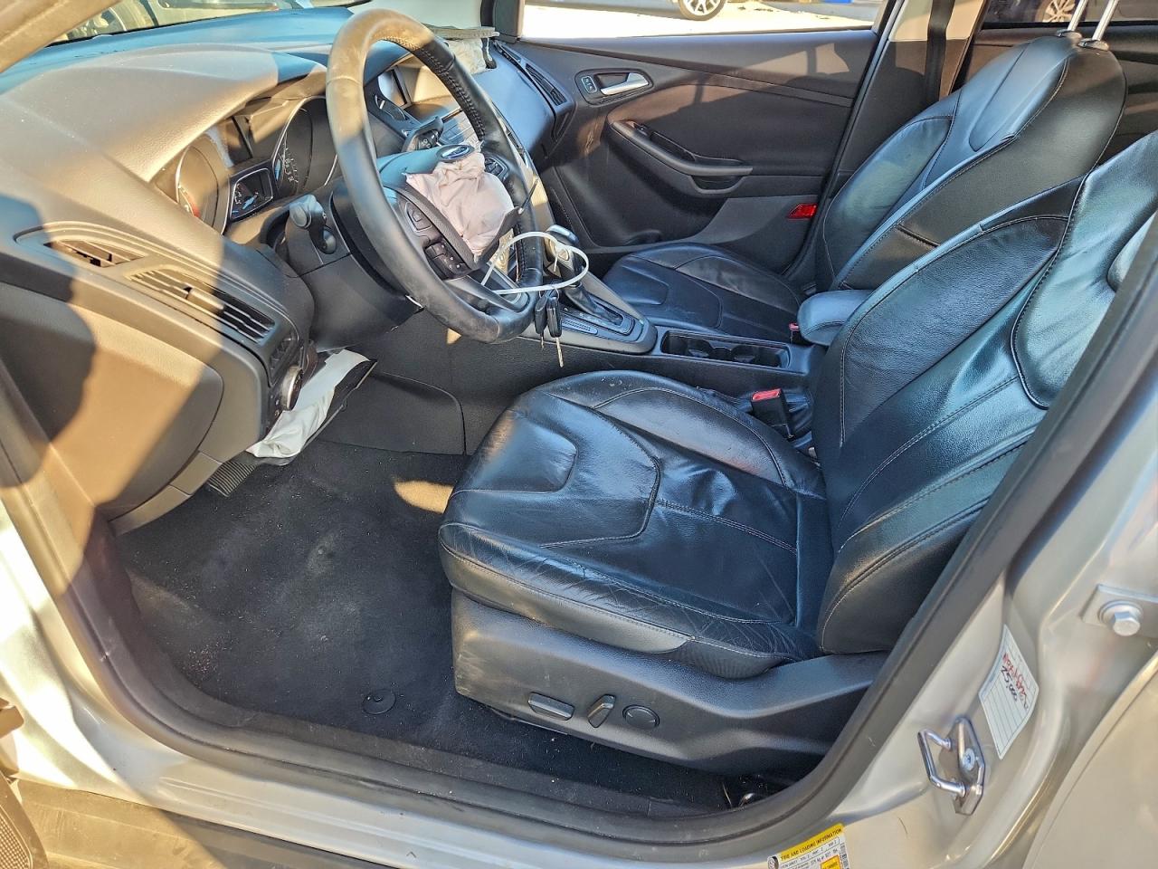 2016 Ford Focus Se VIN: 1FADP3F22GL332334 Lot: 95255265