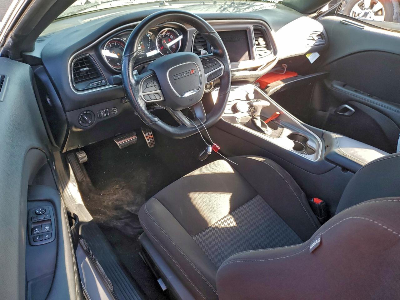 2022 Dodge Challenger R/T VIN: 2C3CDZBT3NH124770 Lot: 96533325