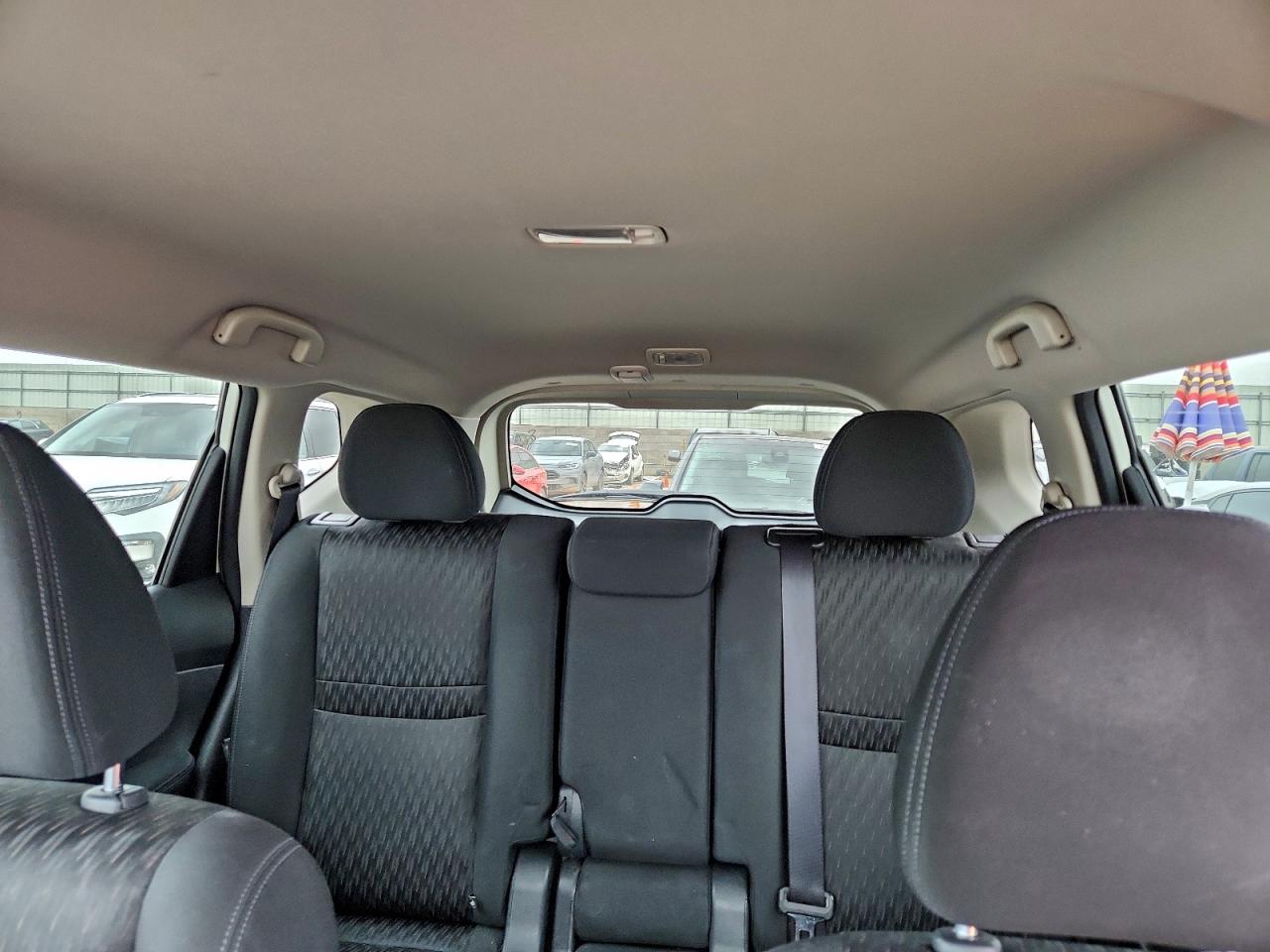 2018 Nissan Rogue S VIN: KNMAT2MT3JP575021 Lot: 95287875