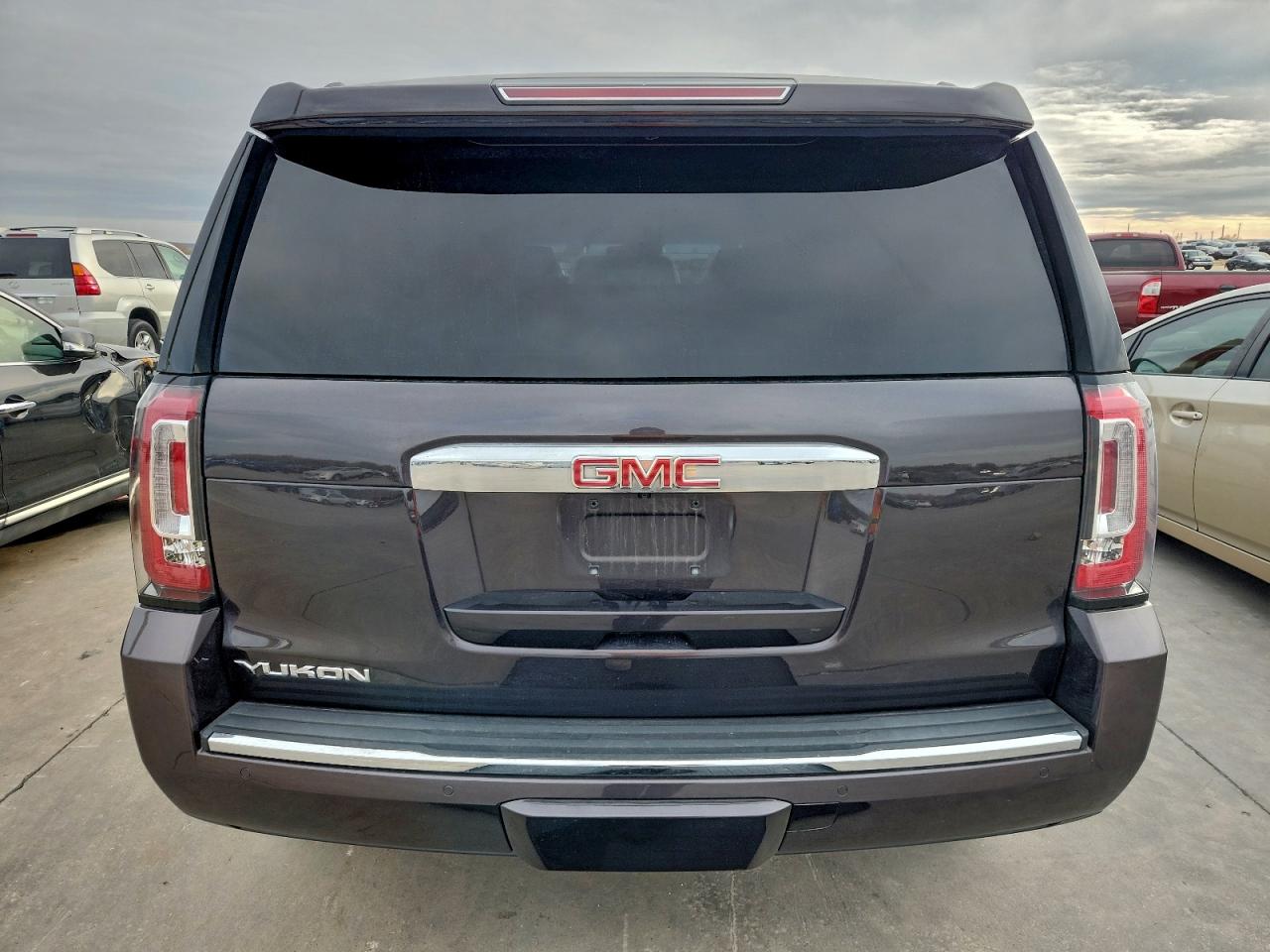 2018 GMC Yukon Denali VIN: 1GKS2CKJ1JR285139 Lot: 97355485