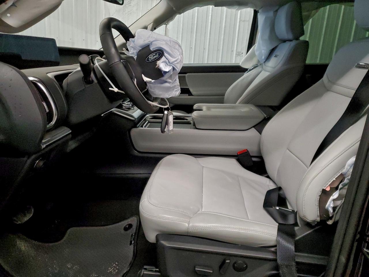 2025 Ford Expedition Platinum VIN: 1FMJU1M81SEA45996 Lot: 95831825